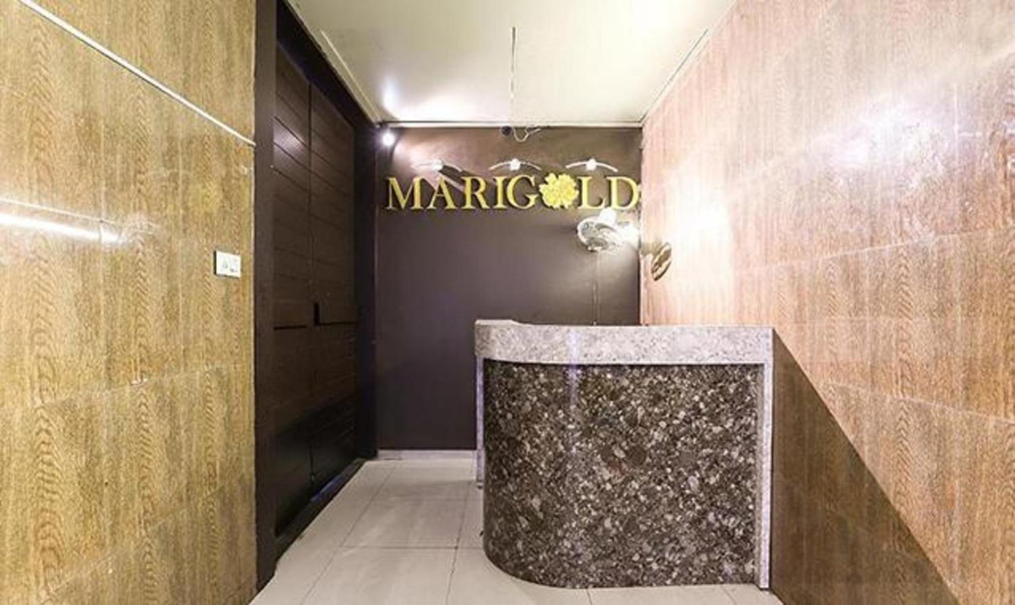 Hotel O Marigold Surat Luaran gambar